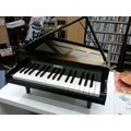 ミニグランドピアノ